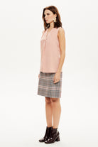 Önü Pileli Kolsuz Pudra Bluz