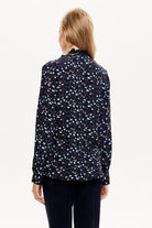 Pilise Detaylı Yarım Patlı Bluz