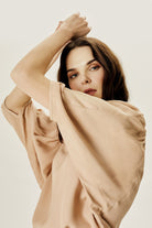 Yarasa Kollu Dökümlü Bluz