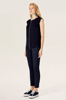 Zincir Detay Kolsuz Bluz