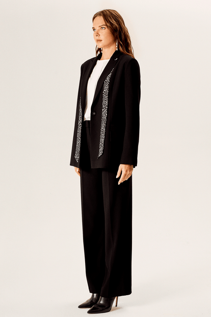 Fularlı Cep Detaylı Blazer Ceket