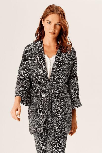 Kuşaklı Truvakar Kol Kimono Ceket