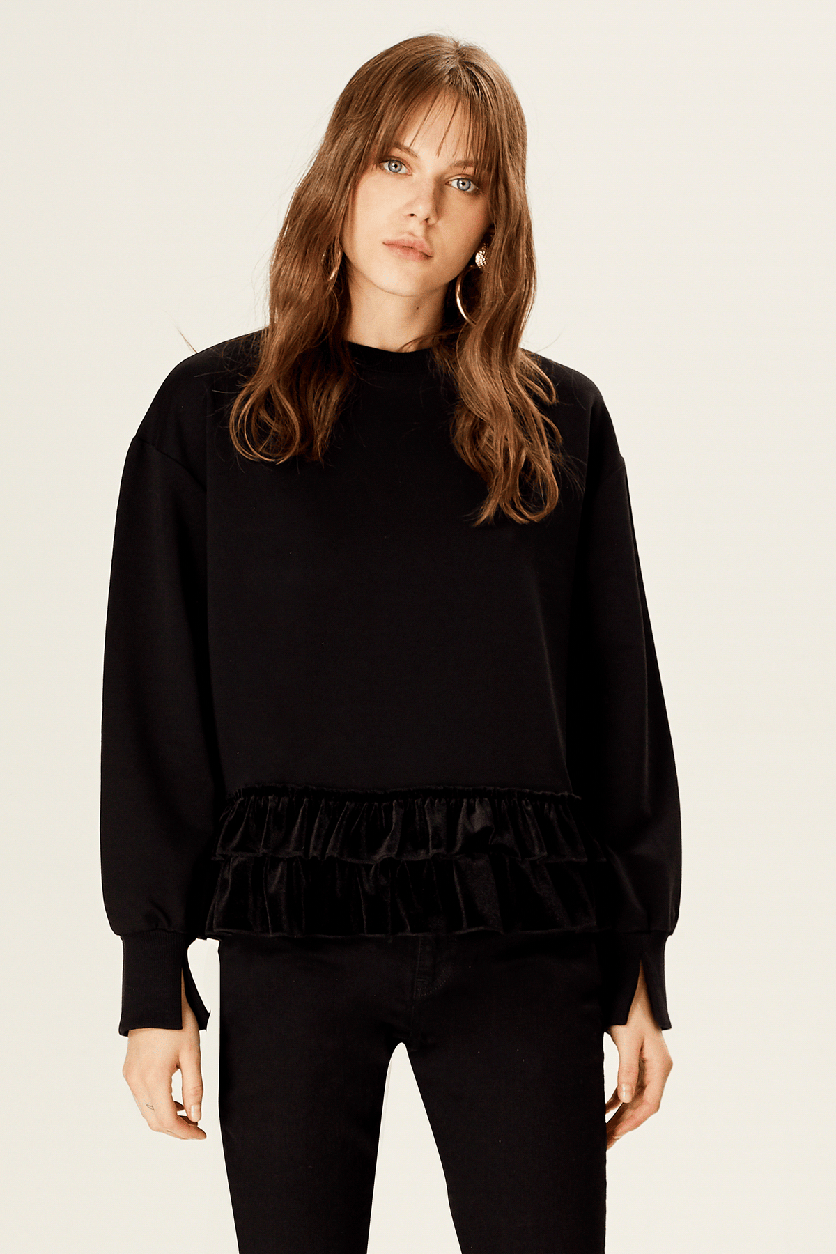 Kadife Fırfırlı Sweatshirt