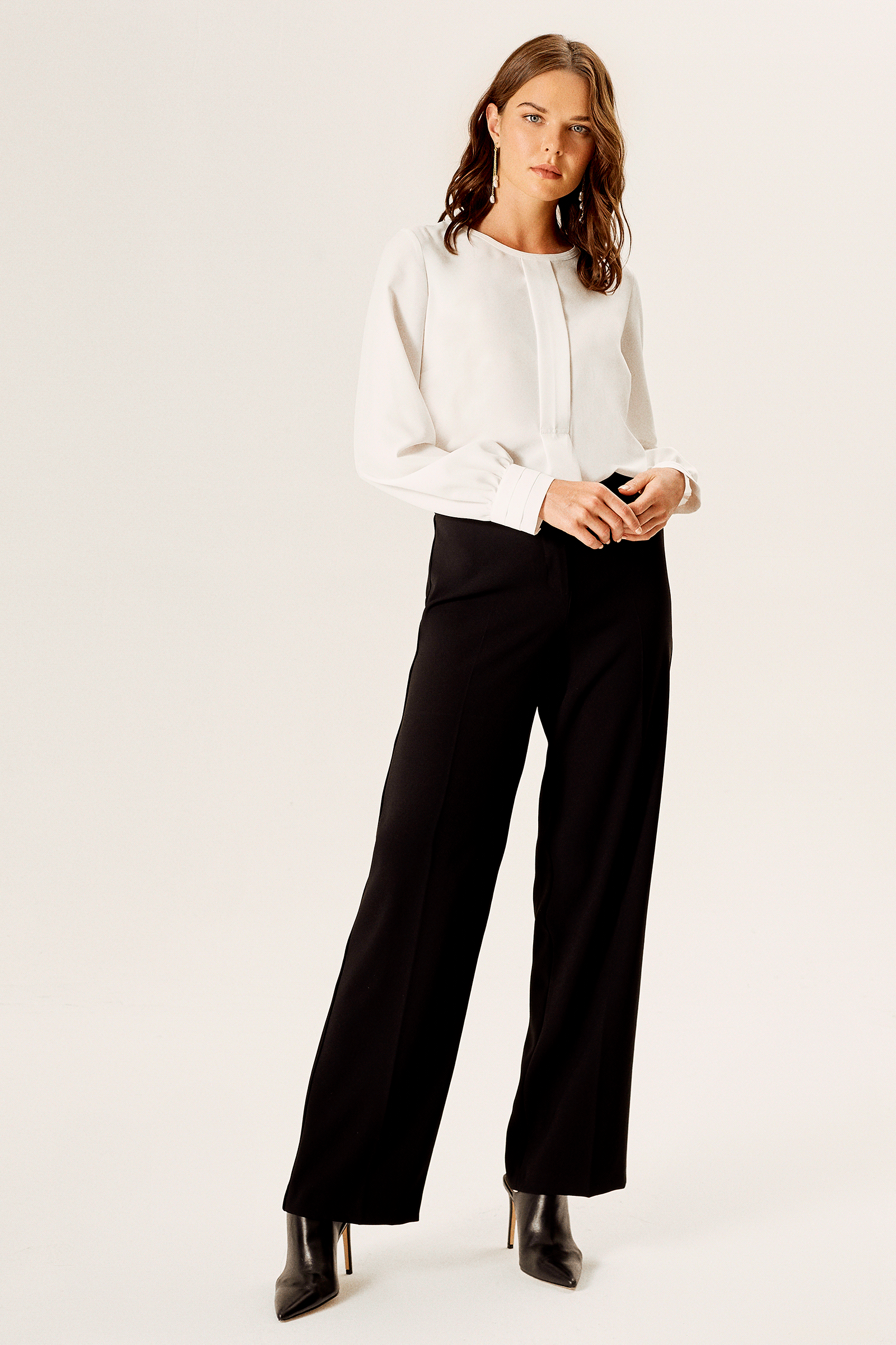 Bol Kesim Kontrast Detaylı Pantolon