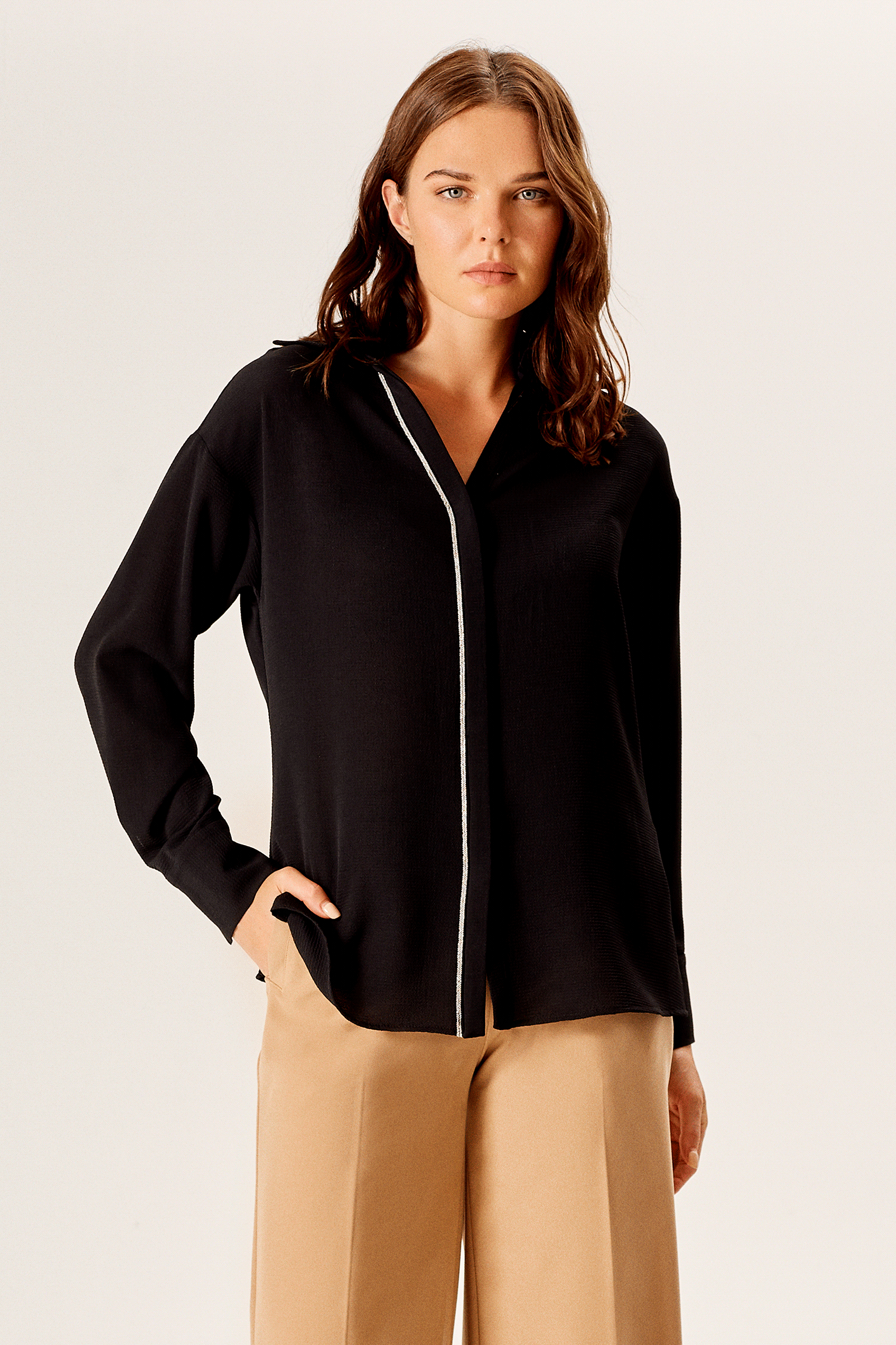 Zincir aksesuarlı Gömlek