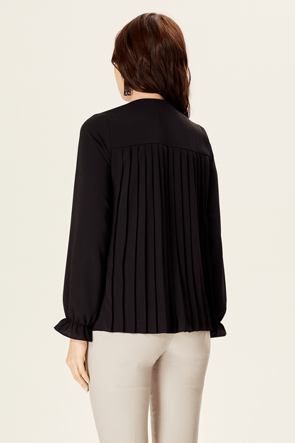 Pilise Detaylı Bluz