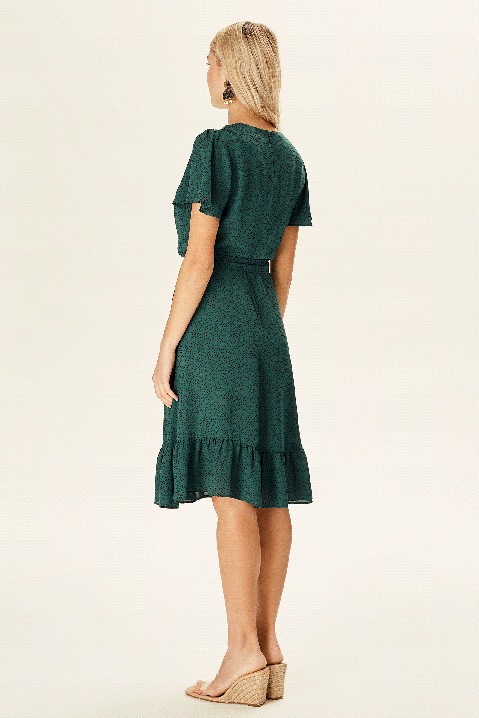 Beli Kuşaklı Elbise