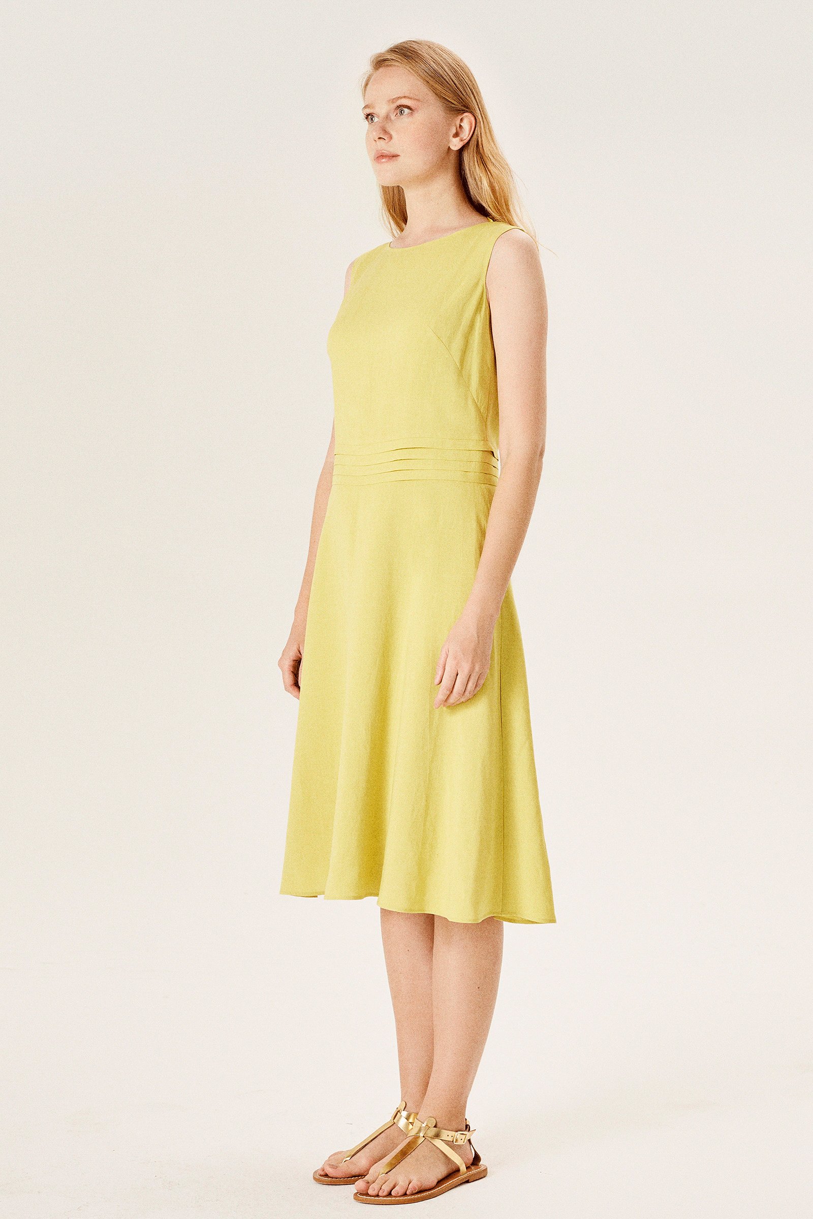 Bel Detaylı Keten Karışımlı Elbise