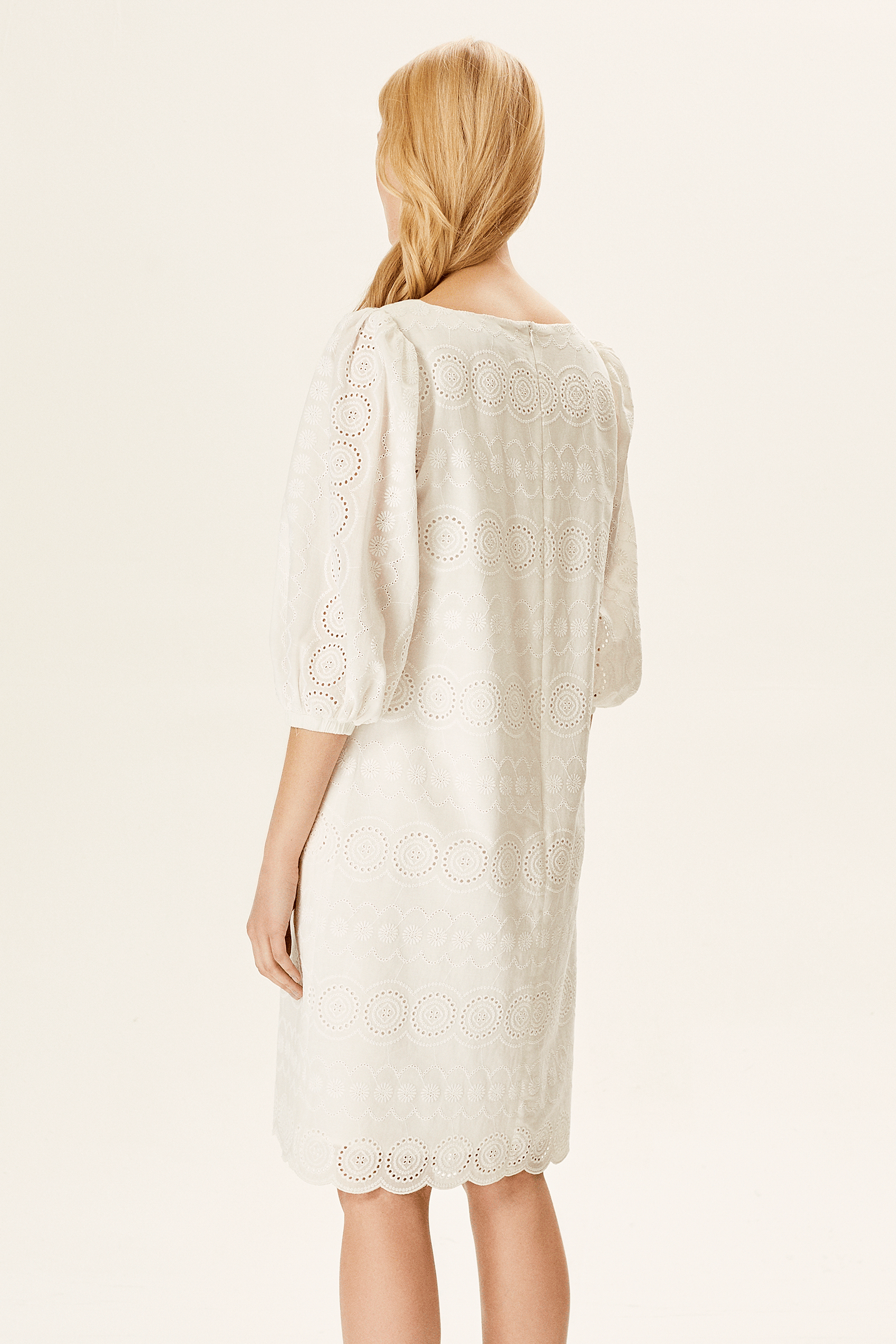 Balon Kollu Brode Elbise