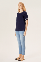 Zincir Aksesuarlı Yarım Kollu Keten Karışımlı Bluz