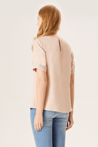 Zincir Aksesuarlı Yarım Kollu Keten Karışımlı Bluz