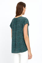 Omuzları Büzgülü Bluz