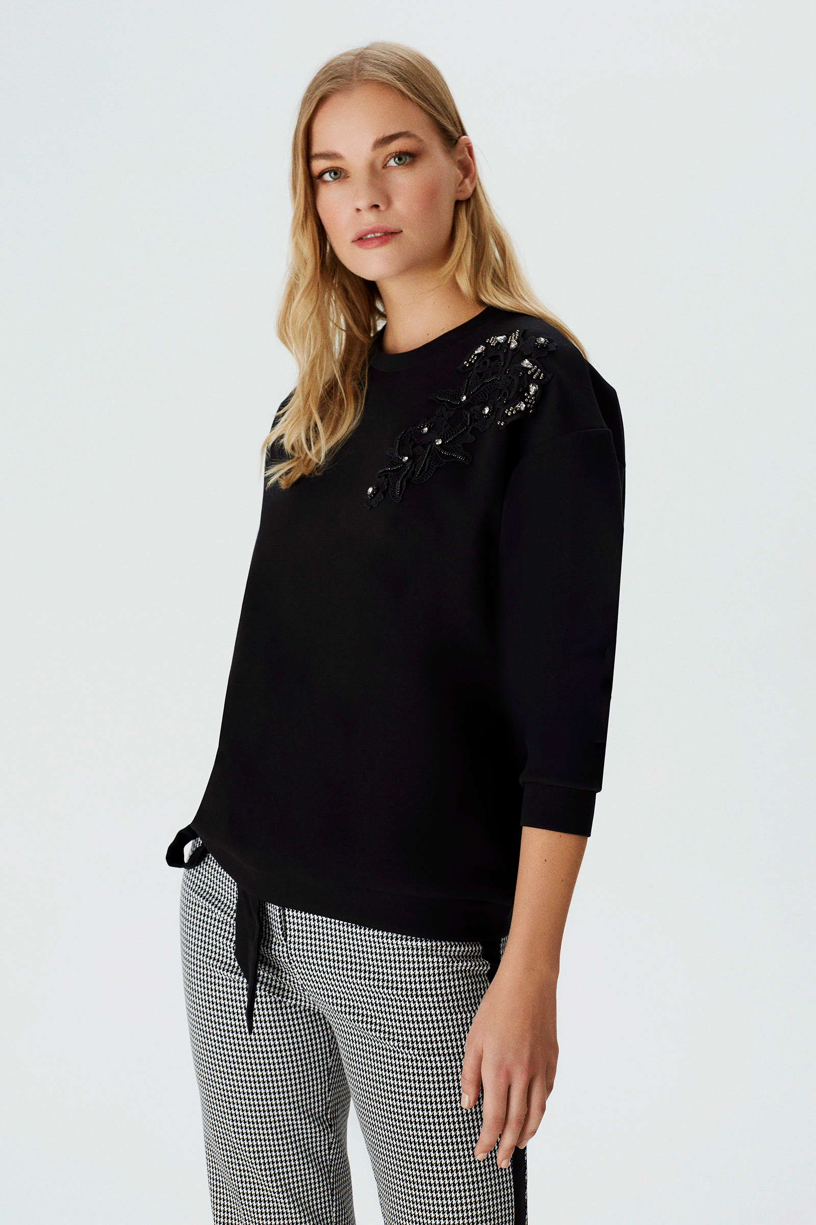 Omuz Detaylı SweatShirt