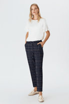 Bel Bağlamalı Latikli Pantolon