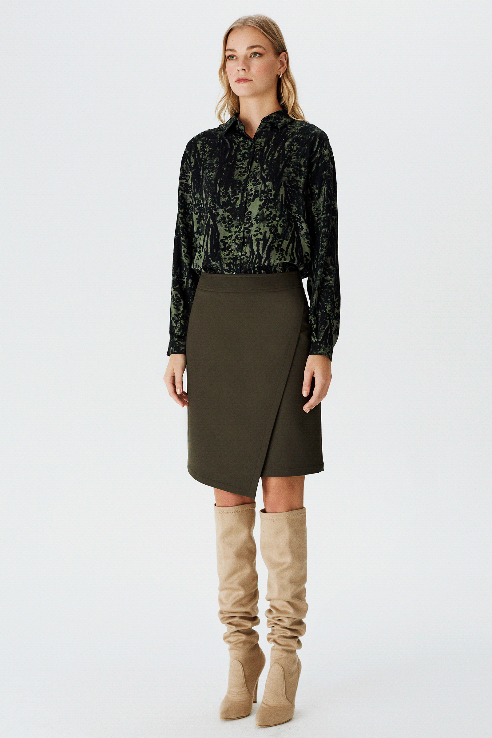 Asimetri Detaylı Etek