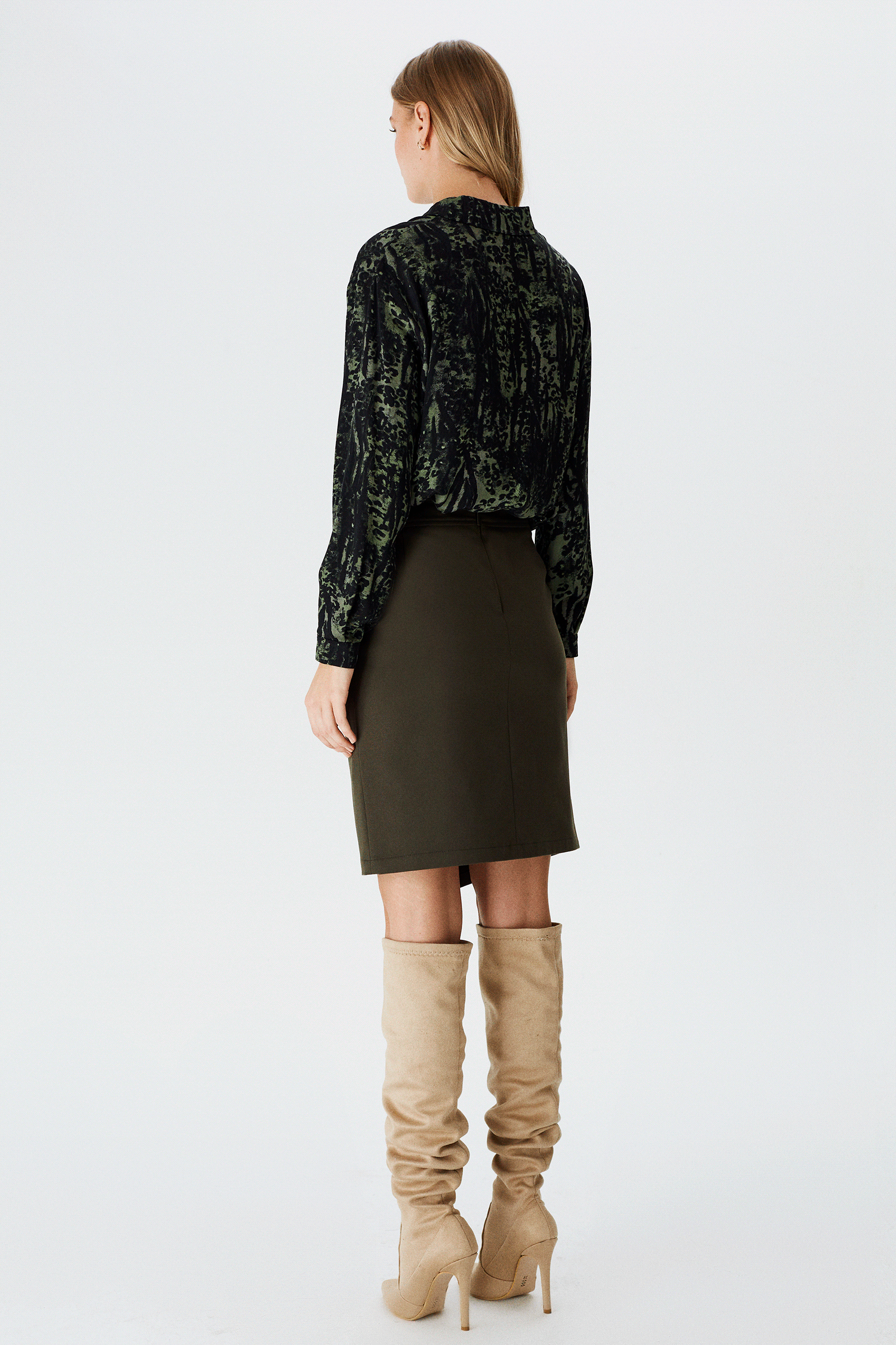 Asimetri Detaylı Etek