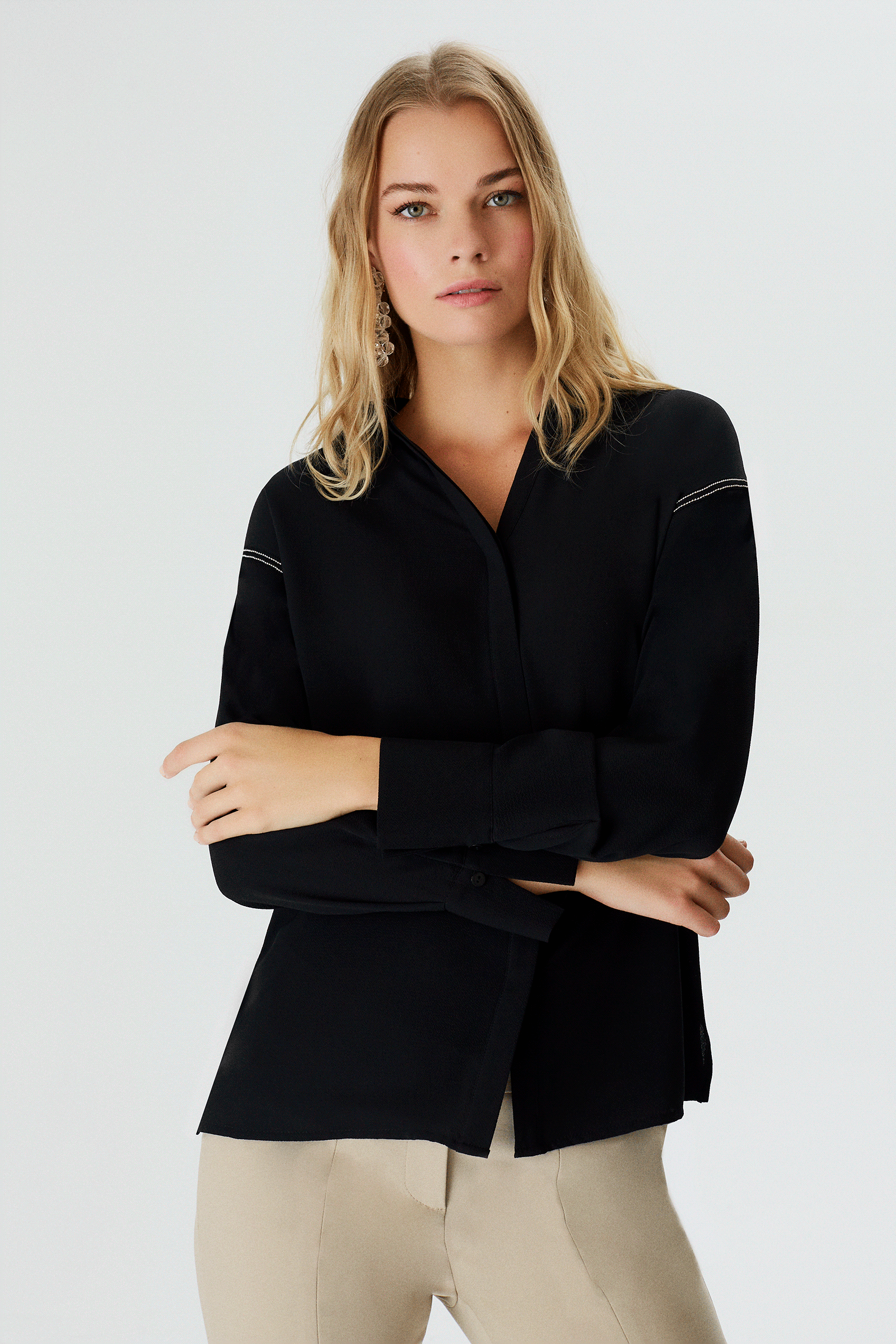 Yarasa Kol Dökümlü Gömlek