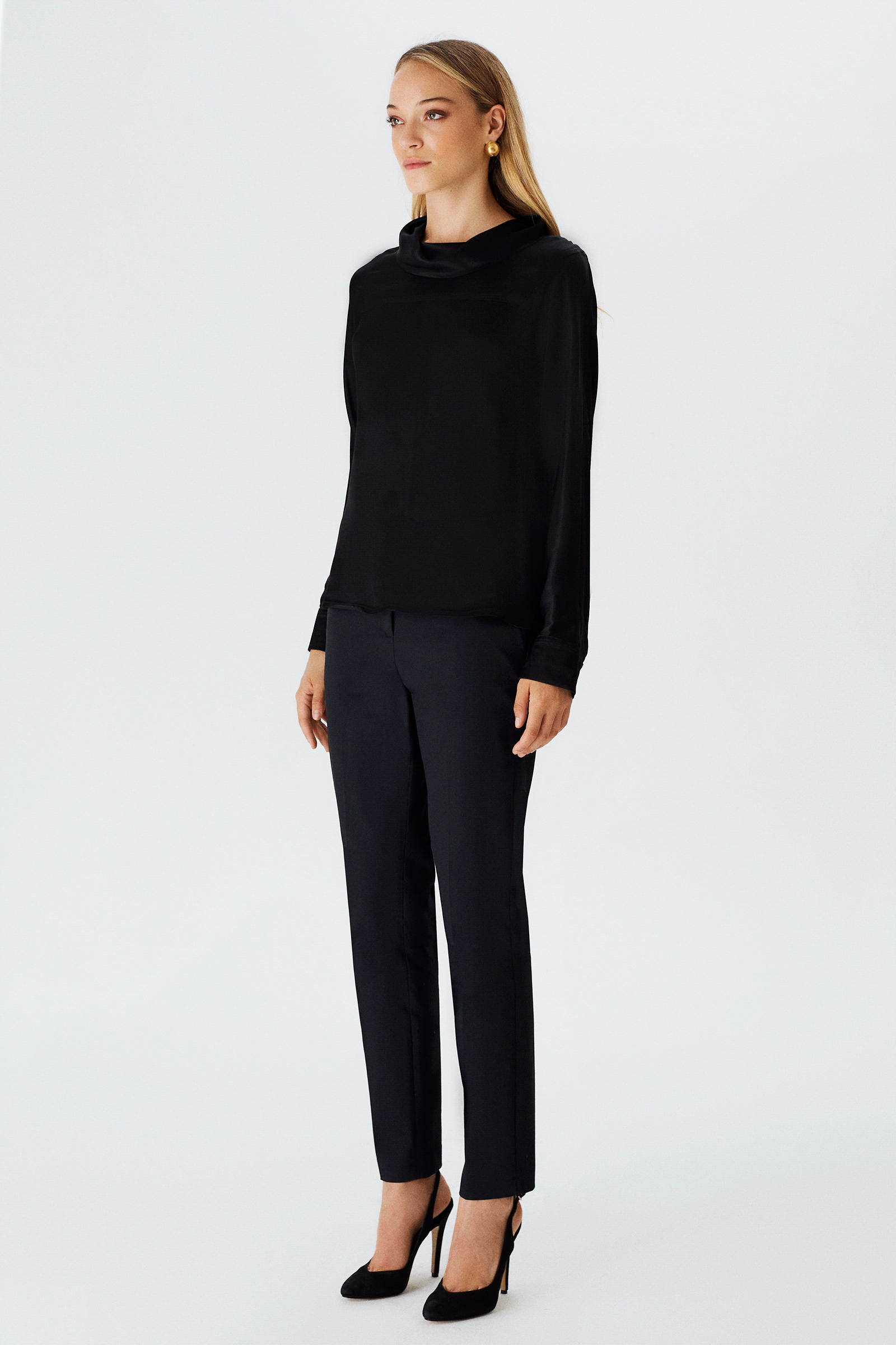 Yarasa Kol Dökümlü Bluz