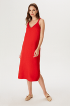 Askıları Lastik Detaylı Yırtmaçlı Midi Boy Elbise