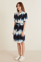 Yarım Patlı Beli Kuşaklı Poplin Elbise Modeli