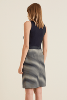 Bel Detaylı Çizgili Etek