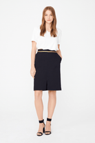 Beli Aksesuralı Önü Yırtmaçlı Etek