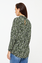 Yaka Ve Kol Detaylı Geniş Kesim Bluz