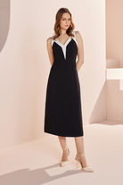 Sırt Detaylı Midi Boy Şık Elbise