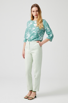 Aksesuar Detaylı Havuç Form Pantolon