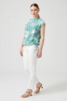 Bağlamalı Kolsuz Bluz