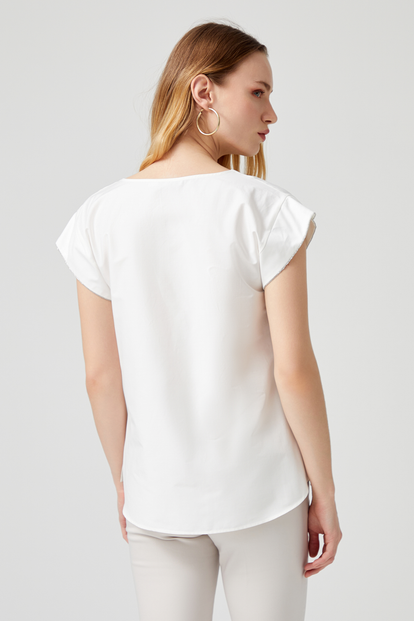 Kol Detaylı Poplin Bluz