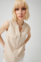 Yarım Patlı Kolsuz Bluz