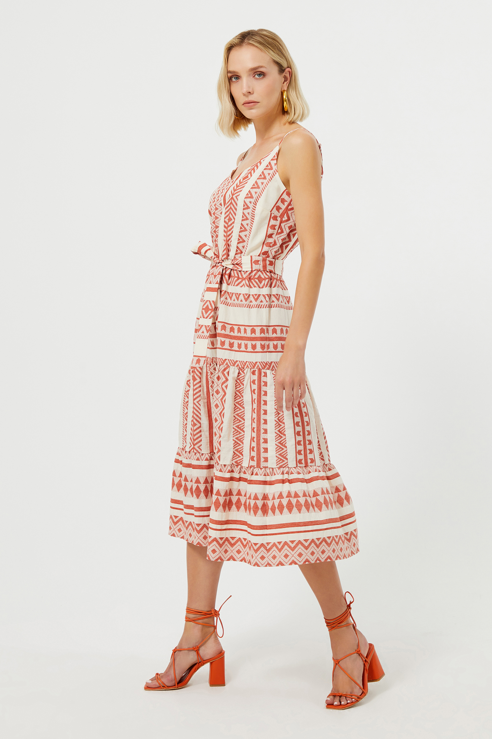 Askılı Midi Boy Elbise