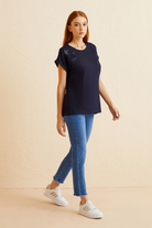 Yıldız Pul İşlemeli T-Shirt