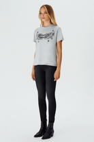 Pul İşlemeli T-shirt