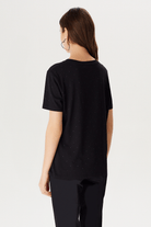 Önü Taşlı V Yakalı T-shirt
