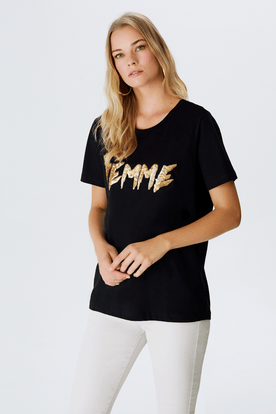 Pul İşlemeli T-shirt
