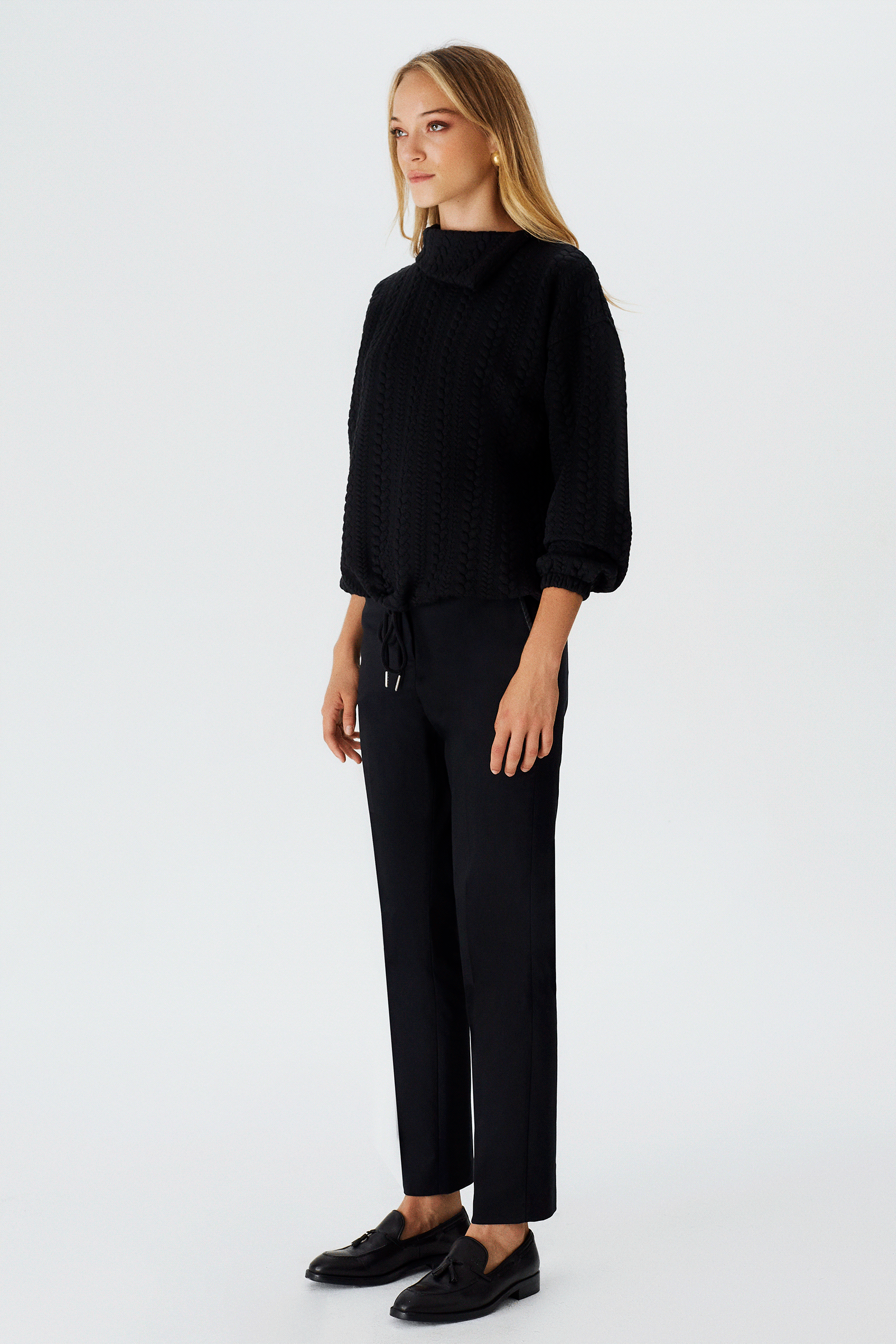 Asimetrik Yaka Kapitone Sweatshirt