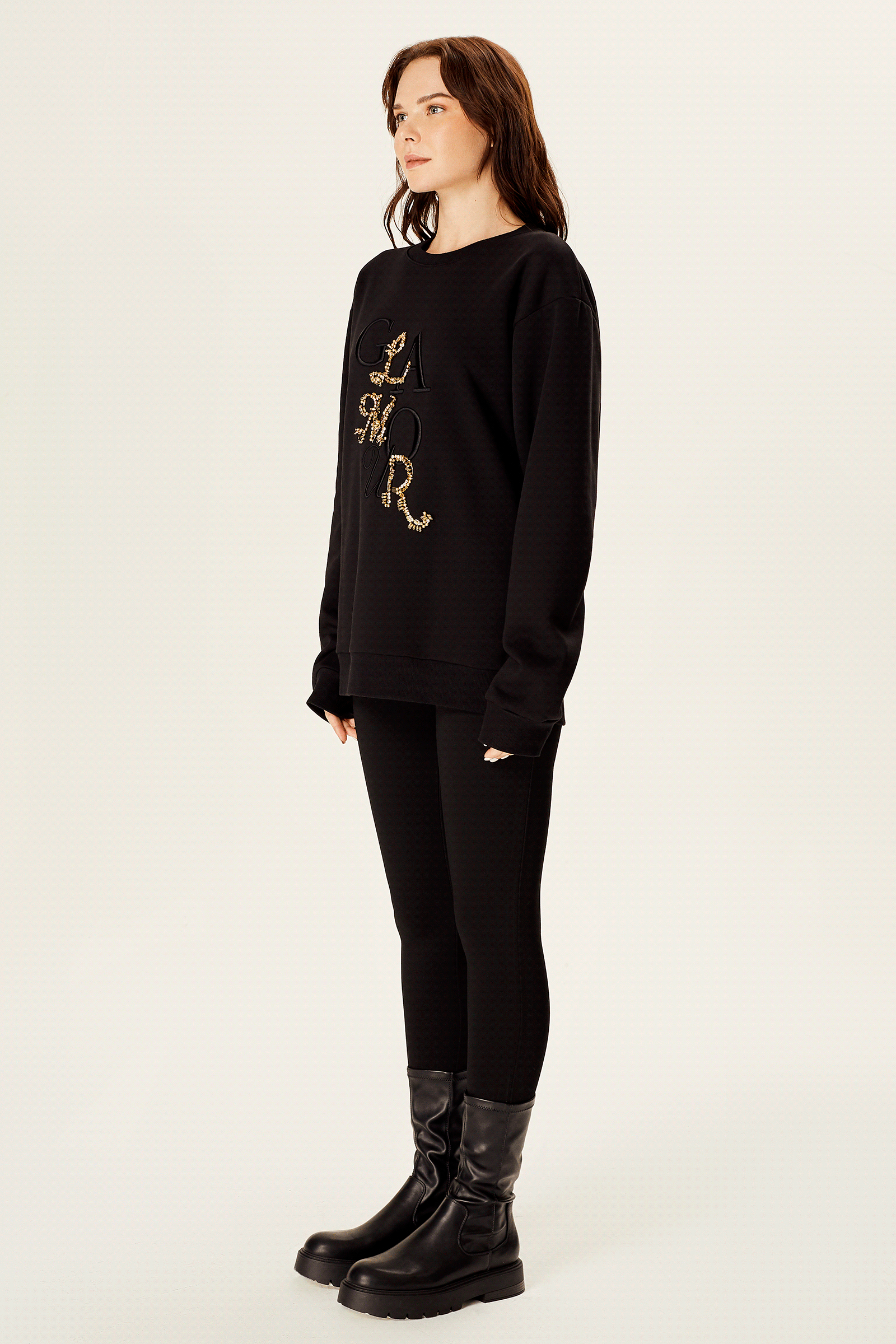 Taş İşlemeli Sweatshirt