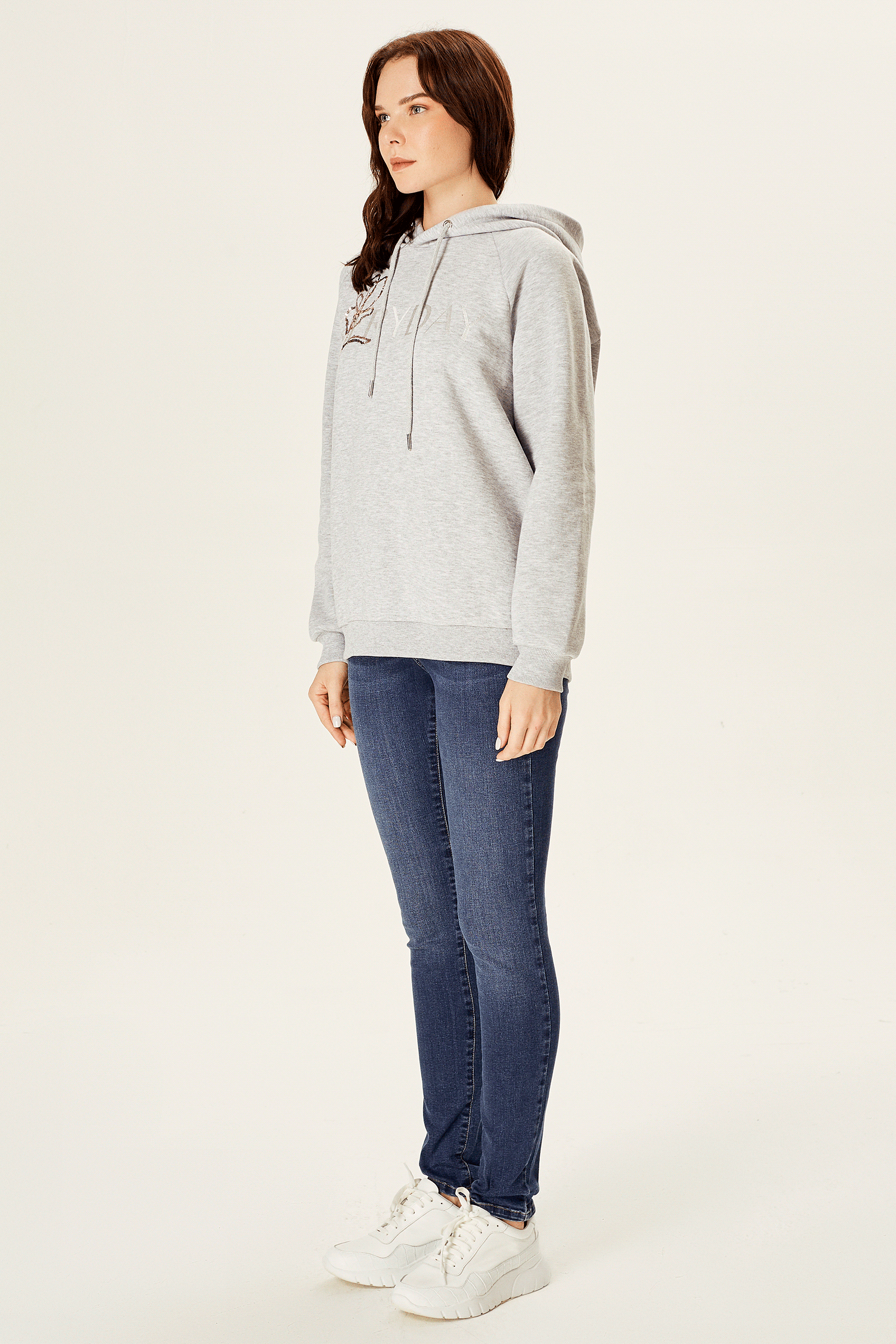 Kapüşonlu Nakışlı Sweatshirt