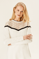 Dantel Detaylı Sweatshirt