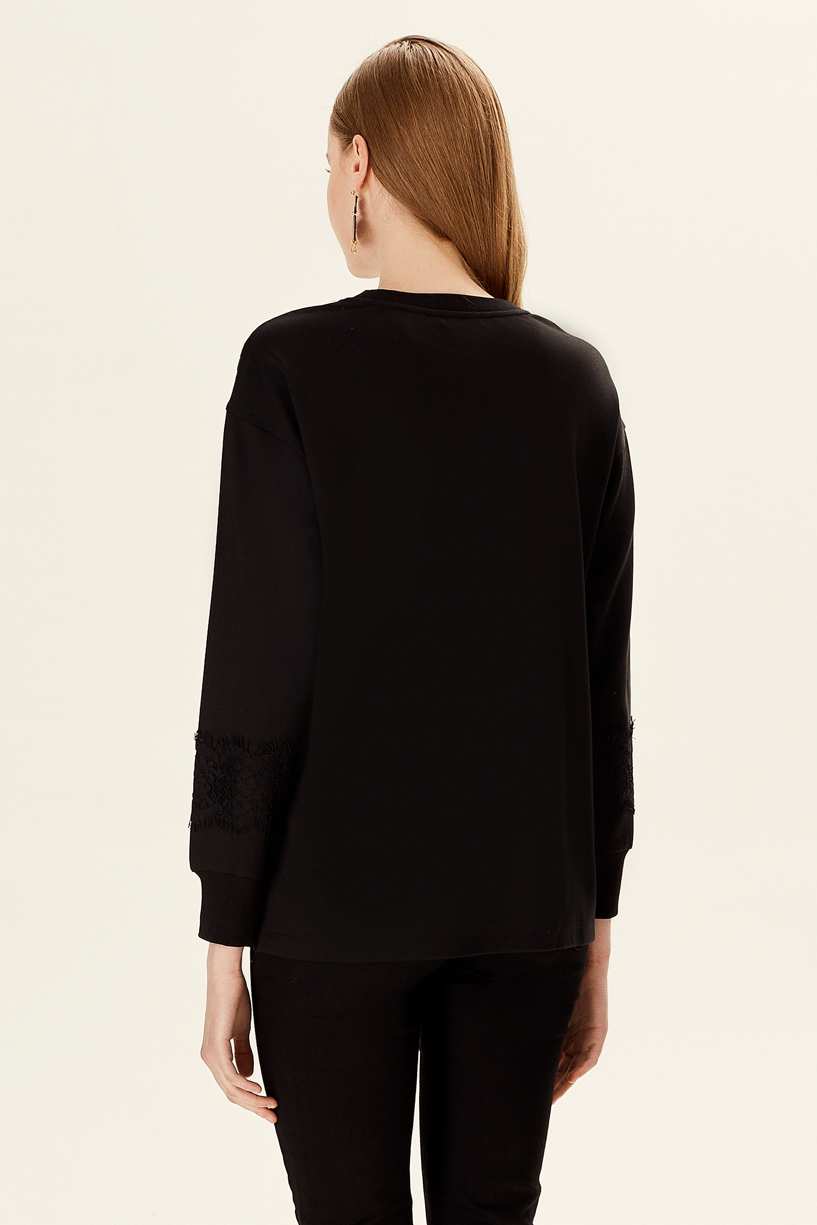 Dantel Detaylı Sweatshirt