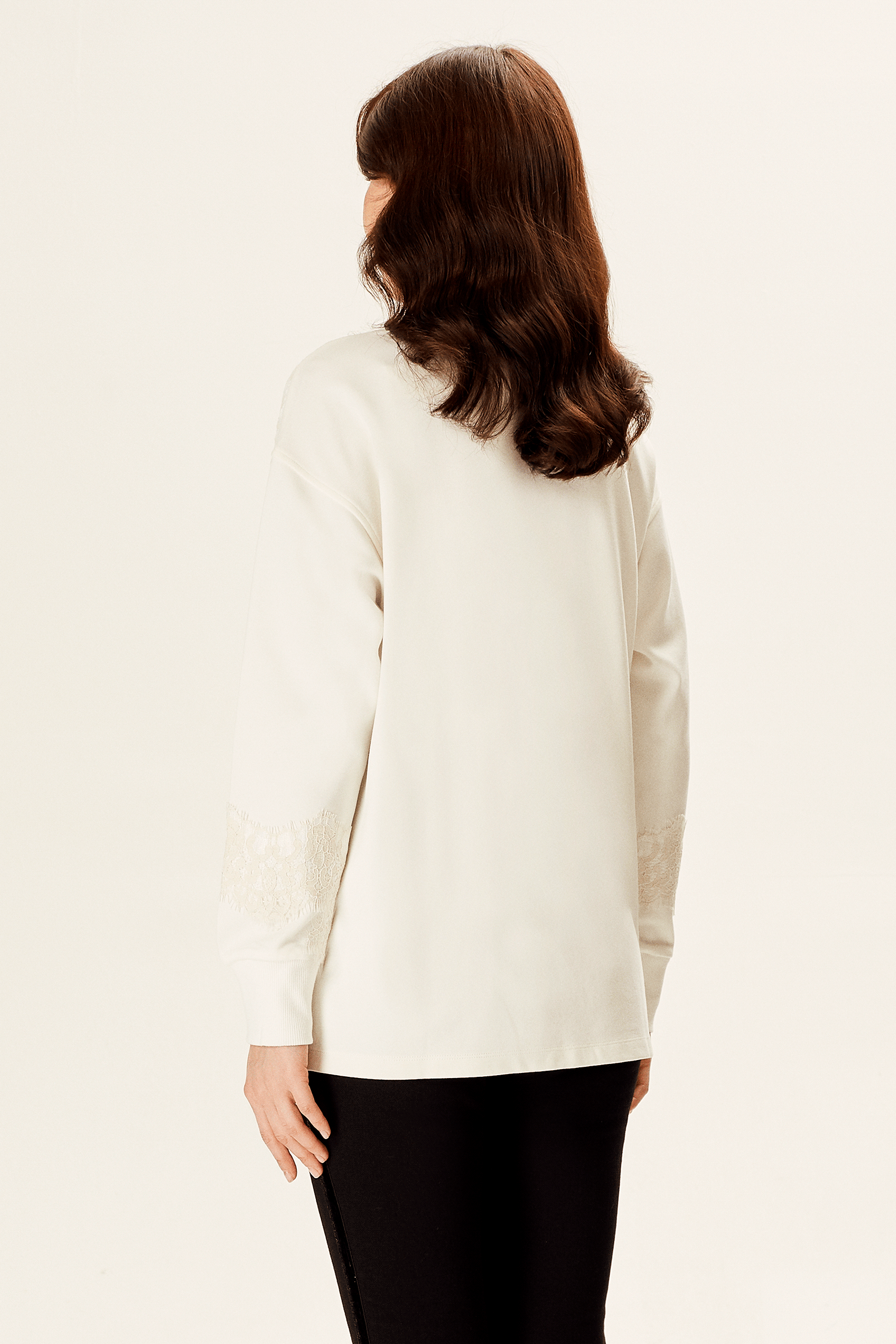 Dantel Detaylı Sweatshirt