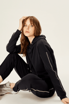 Şerit Taş Detaylı SweatShirt