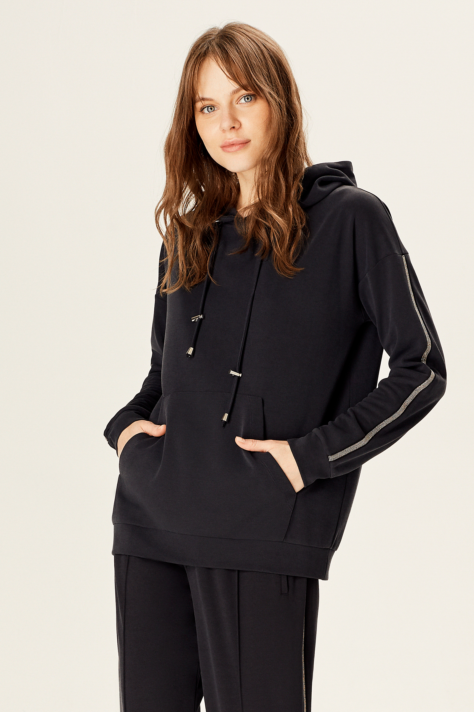 Şerit Taş Detaylı SweatShirt