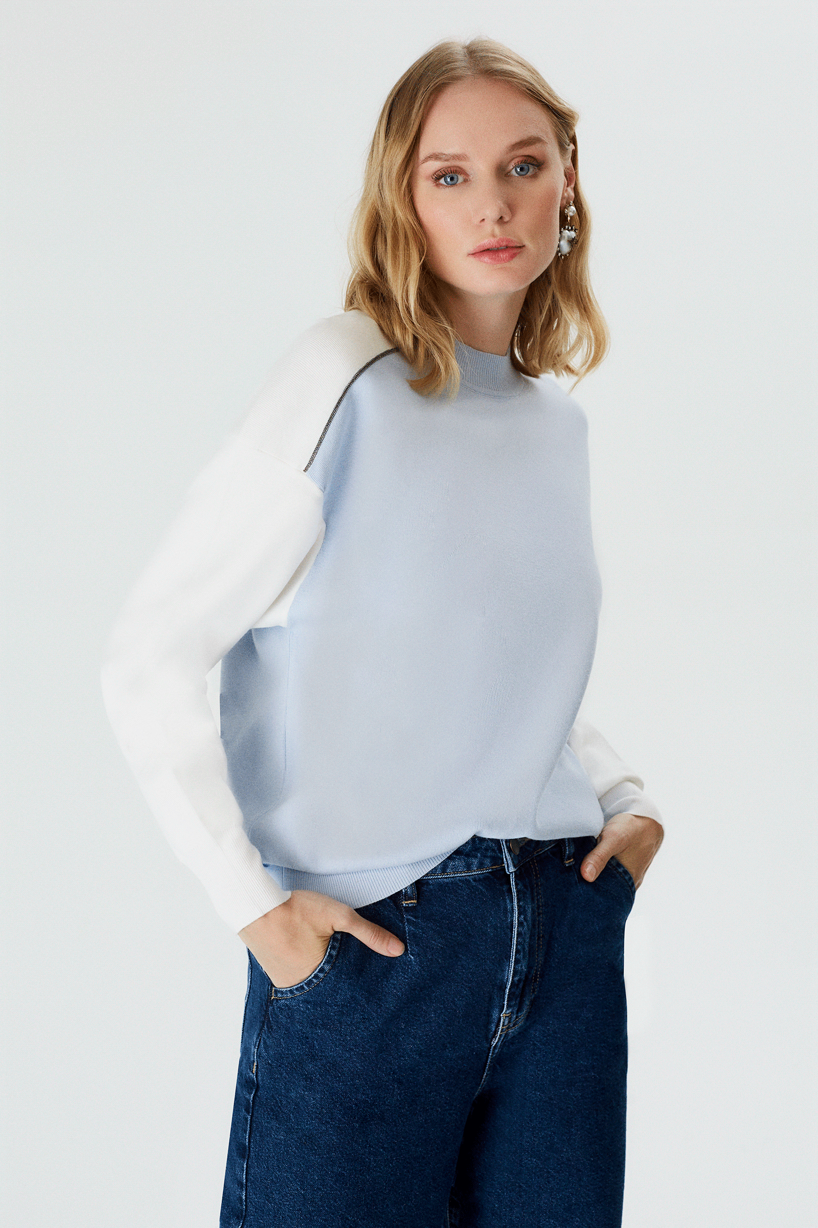 Asimetrik Kontrast Renkli Triko Bluz